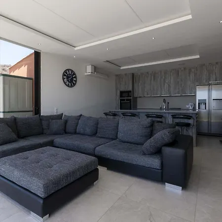 Villa Carmen Arona (Tenerife)